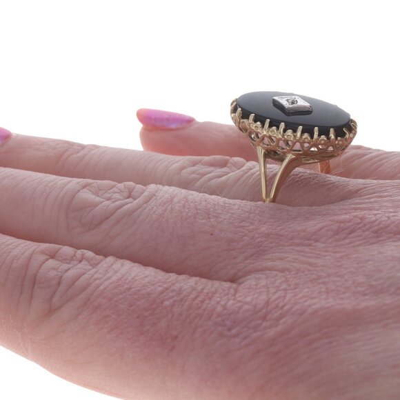 Yellow Gold Diamond Onyx Ring - 10k Single - Picture 4 of 6